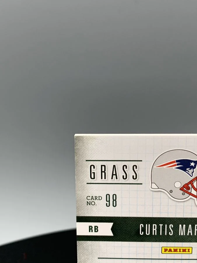 2011 Panini Playbook Grass Roots Materials #98 Curtis Martin/2 Football Card - Image 9
