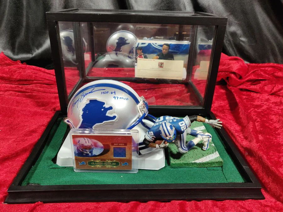 Barry Sanders Lions Autographed Mini Helmet Shadowbox w/ Jersey Card and Figure - Image 6