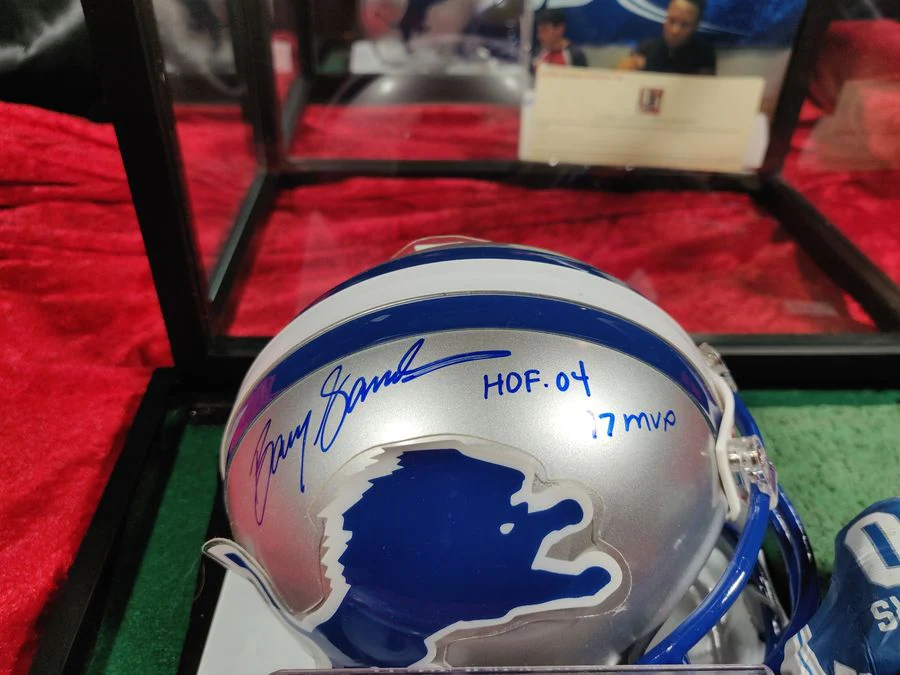 Barry Sanders Lions Autographed Mini Helmet Shadowbox w/ Jersey Card and Figure - Image 8