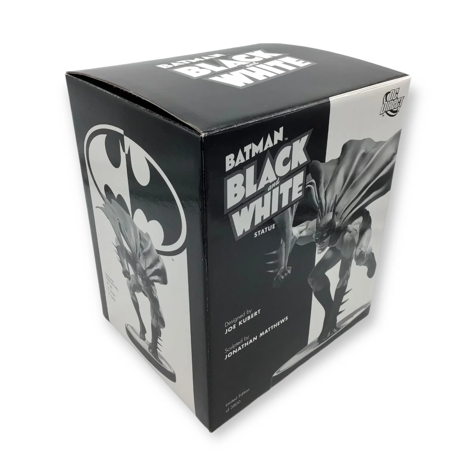 Batman: Black and White Statue by Joe Kubert - DC Direct 1572/3800 DC - Image 8