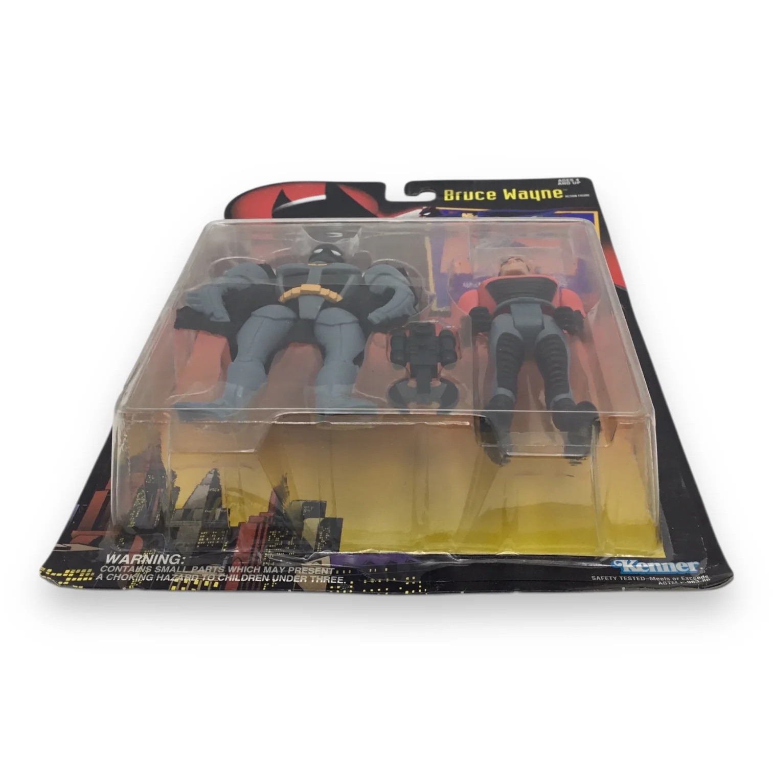 Batman The Animated Series Bruce Wayne Action Figure with Batman Armor 1992 - Image 4