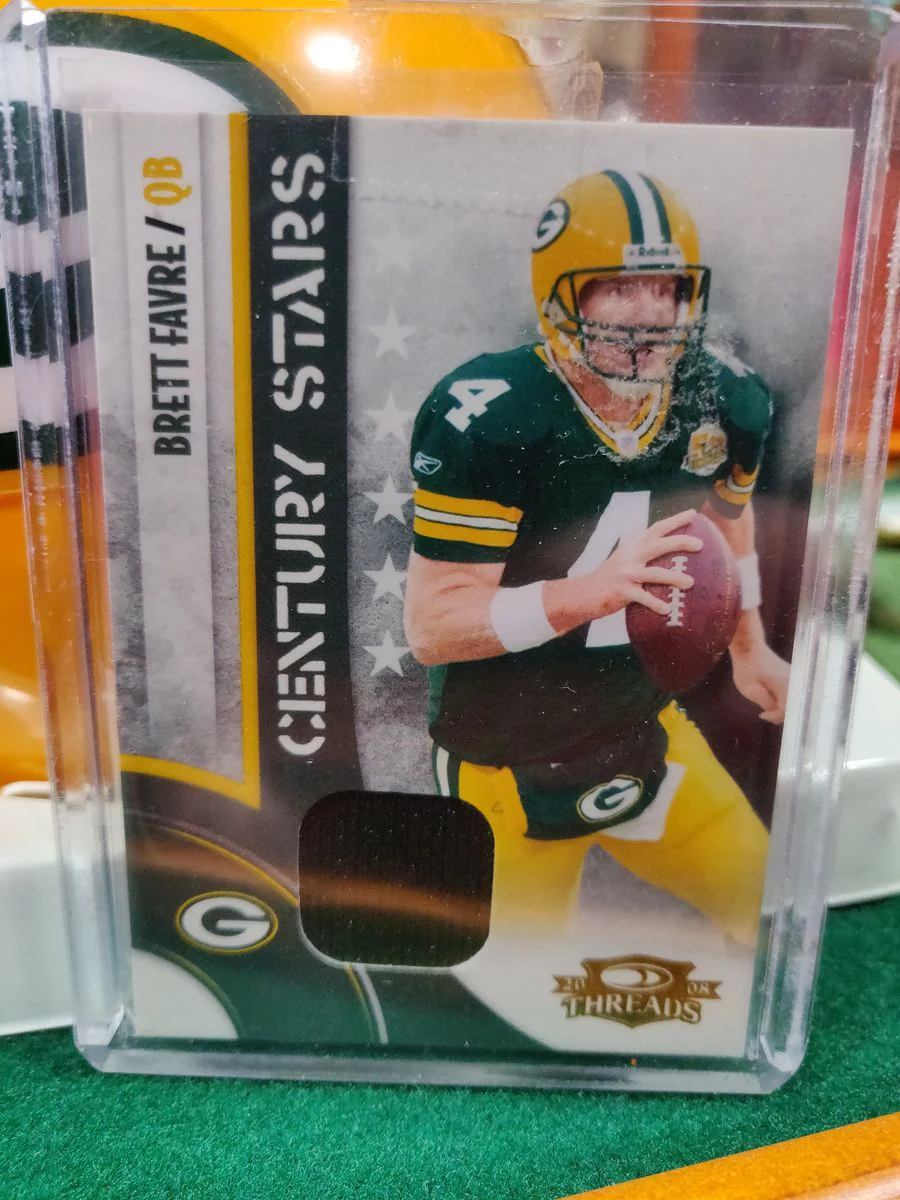 Brett Favre Green Bay Packers Autographed Mini Helmet Shadowbox w/ Card + Figure - Image 6