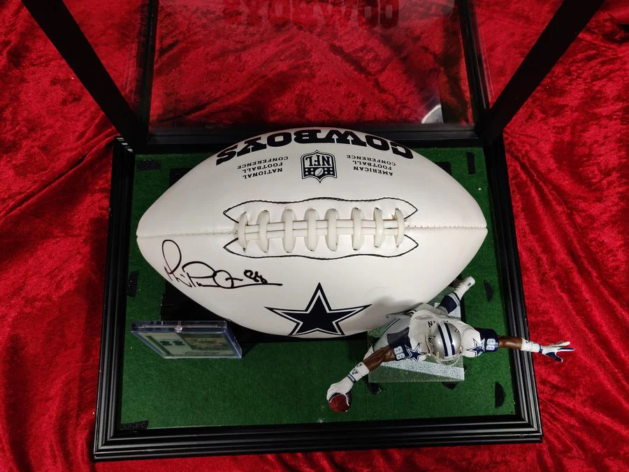 Michael Irvin Dallas Cowboys Autographed Football Shadowbox with Card and Figure - Image 10