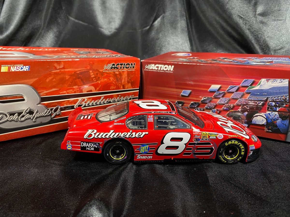 Dale Earnhardt Jr NASCAR 2003 Talladega Win Raced Version Action Diecast Model - Image 2