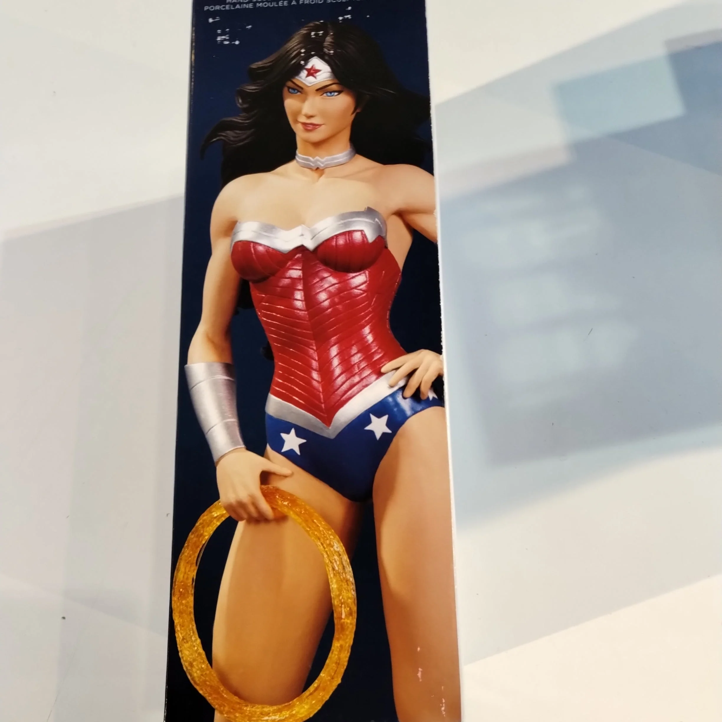 DC Collectibles DC Comics Cover Girls Wonder Woman Limited Edition #3856/5200 - Image 4