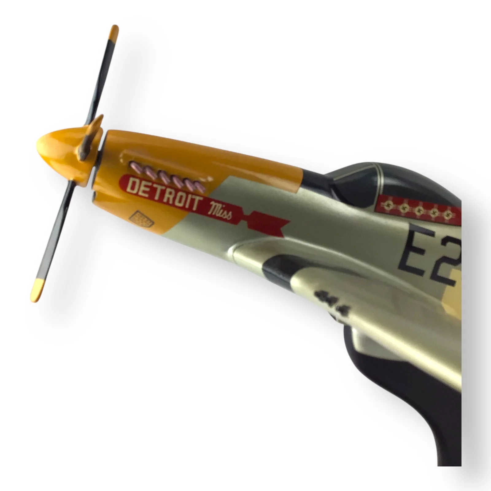 “Detroit Miss” P-47 Thunderbolt Wooden Model Plane - Image 9