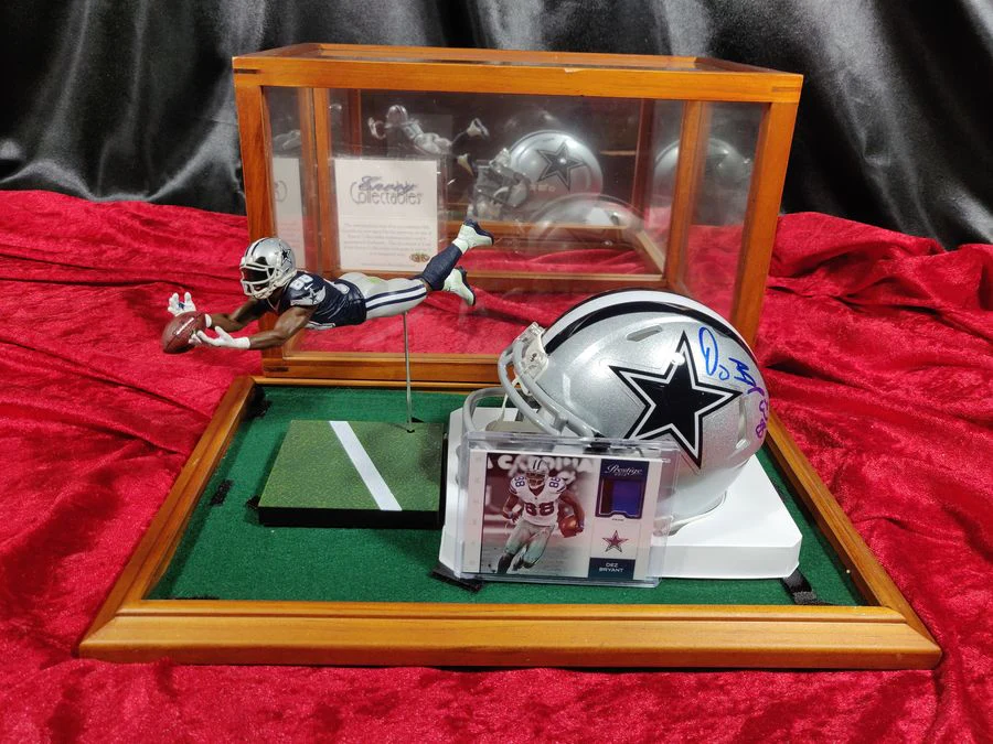 Dez Bryant Autographed Mini Helmet Shadowbox Dallas Cowboys NFL Collectible - Image 6