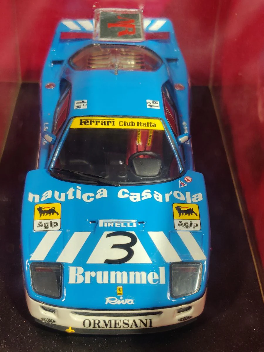 Ferrari F40 1:43 Scale Miniature Collectible Car MR Collection Models No. 100 - Image 3