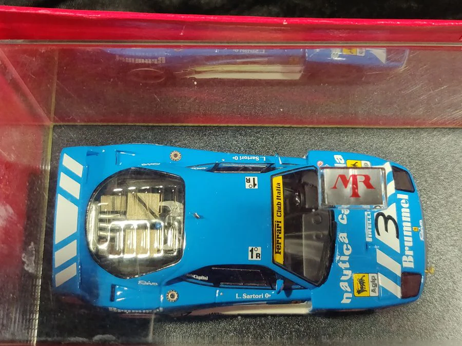 Ferrari F40 1:43 Scale Miniature Collectible Car MR Collection Models No. 100 - Image 7