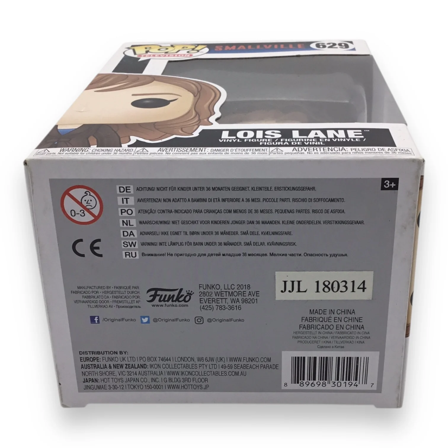 Funko Pop! Lois Lane from Smallville #629 - Image 6