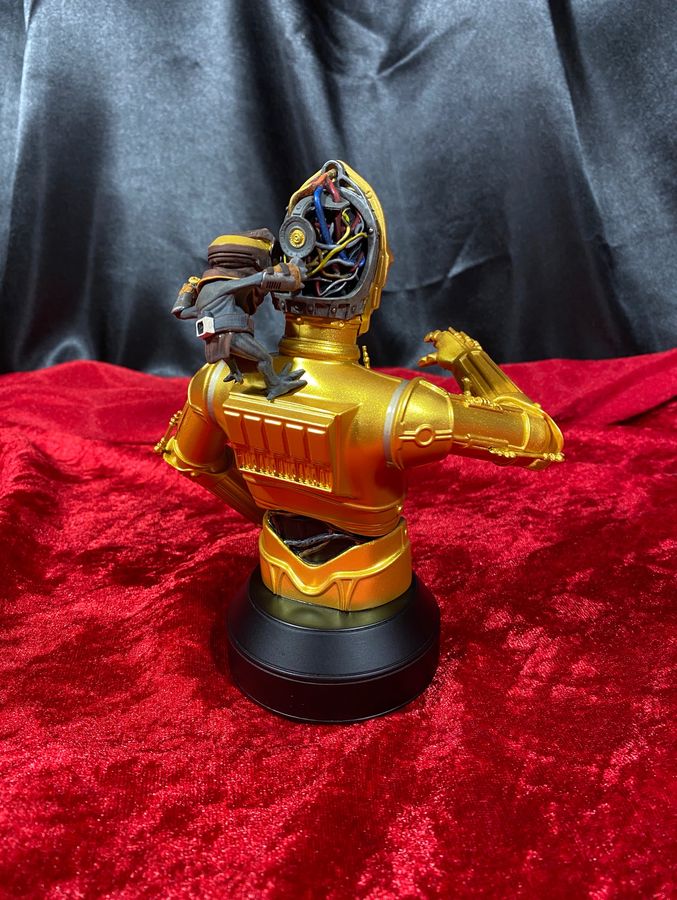 Gentle Giant Star Wars Rise of Skywalker C-3PO and Babu Frik Bust Statue - Image 3