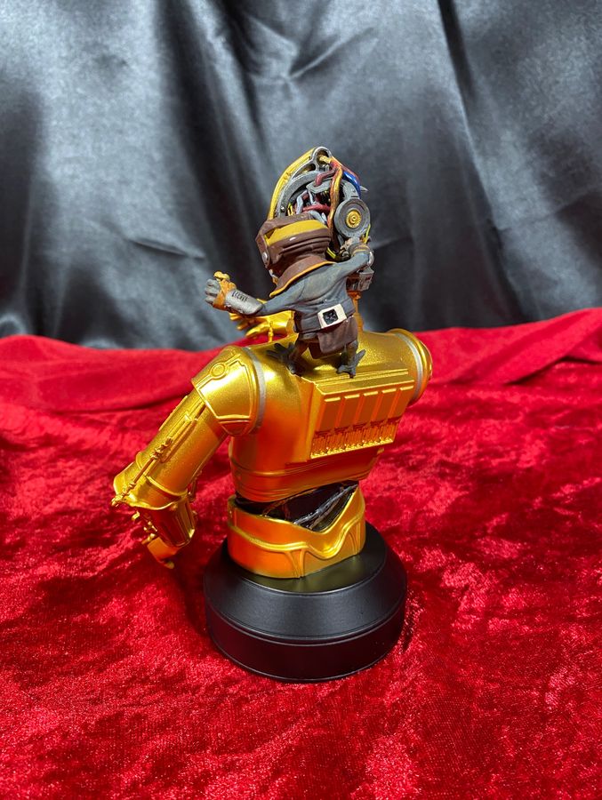 Gentle Giant Star Wars Rise of Skywalker C-3PO and Babu Frik Bust Statue - Image 4