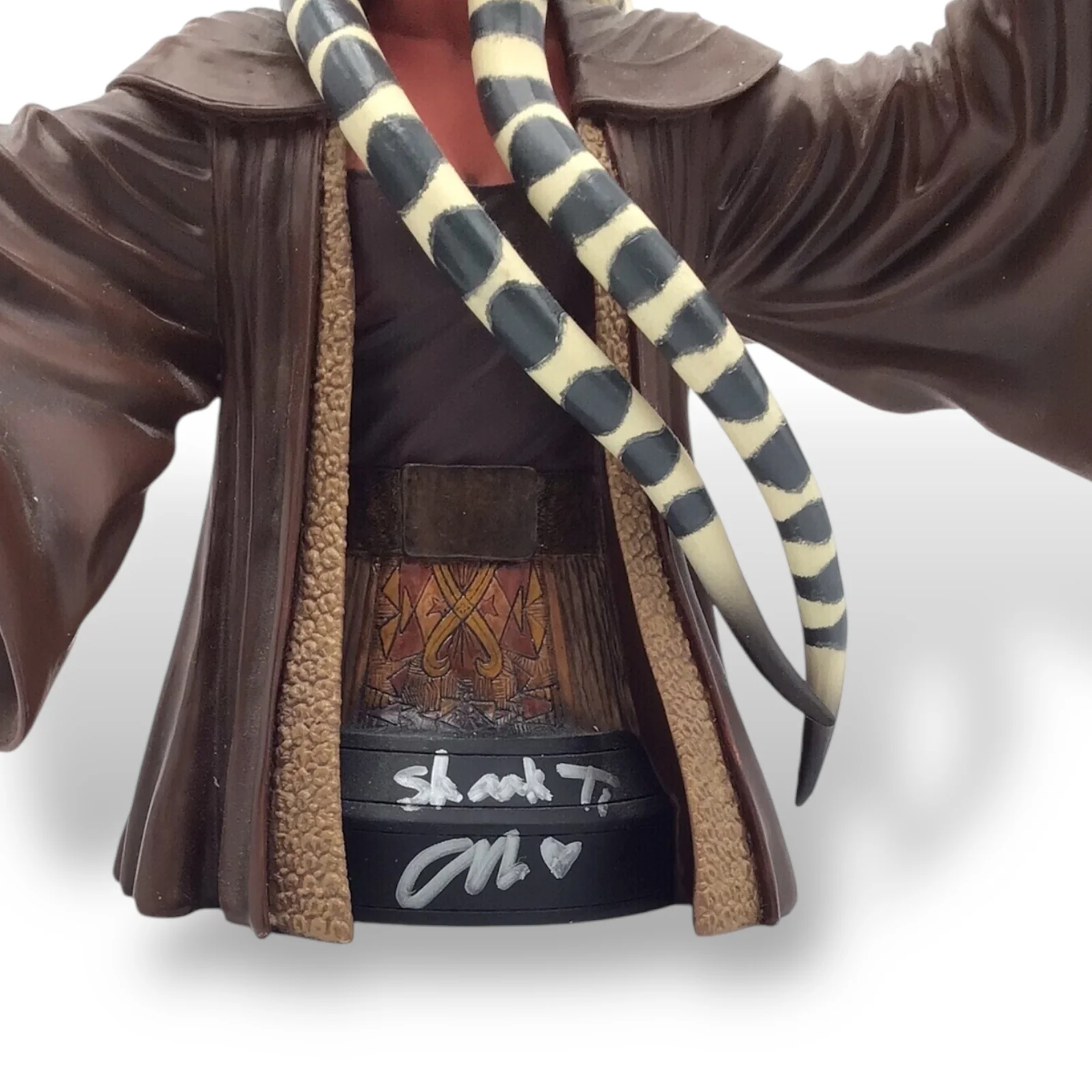 Gentle Giant Star Wars Shaak Ti Mini Bust – Signed by Orli Shoshan - Image 3