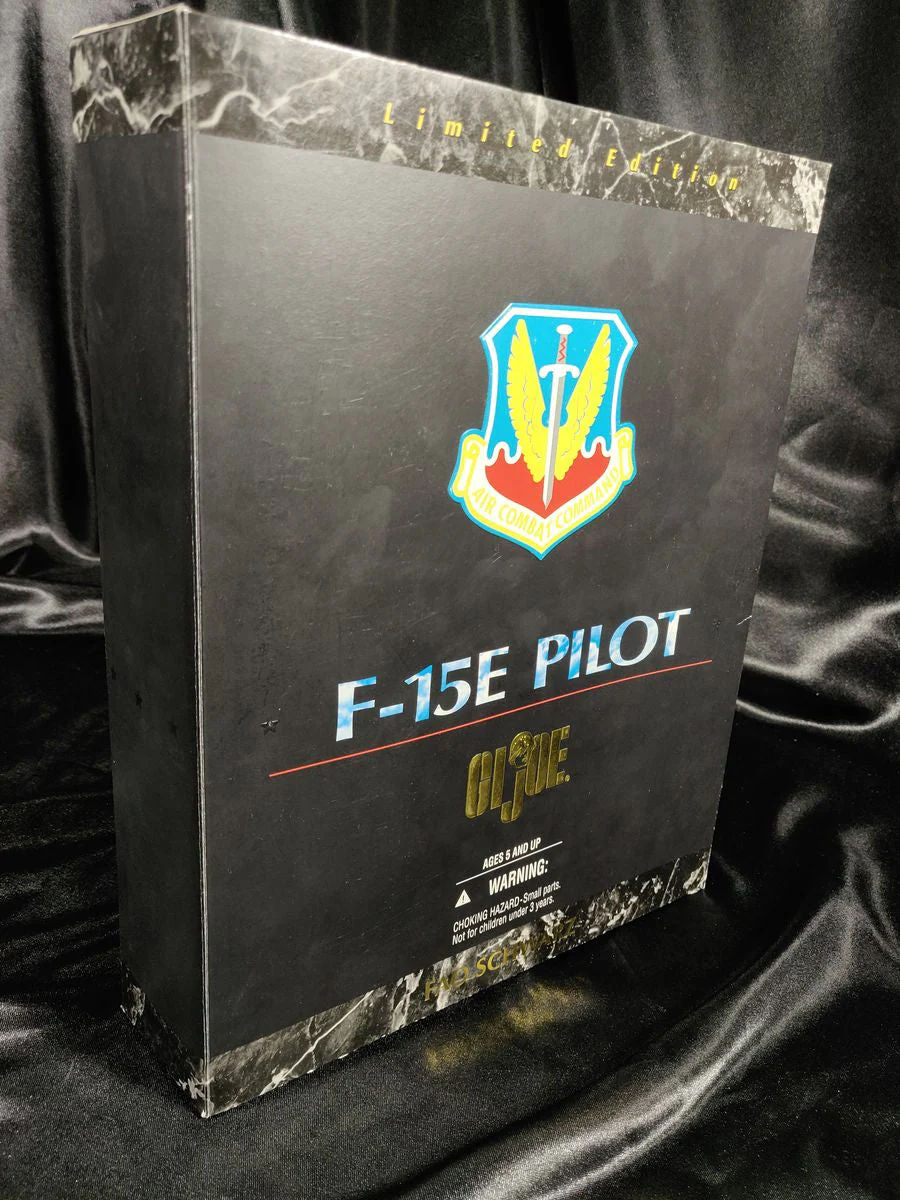 GI Joe Limited Edition F-15E Pilot FAO Schwarz Hasbro Sealed 1996 - Image 4