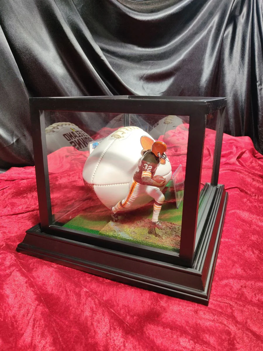 Jim Brown Autographed Football Browns Shadowbox w/ Jersey Card & Figure - Image 10