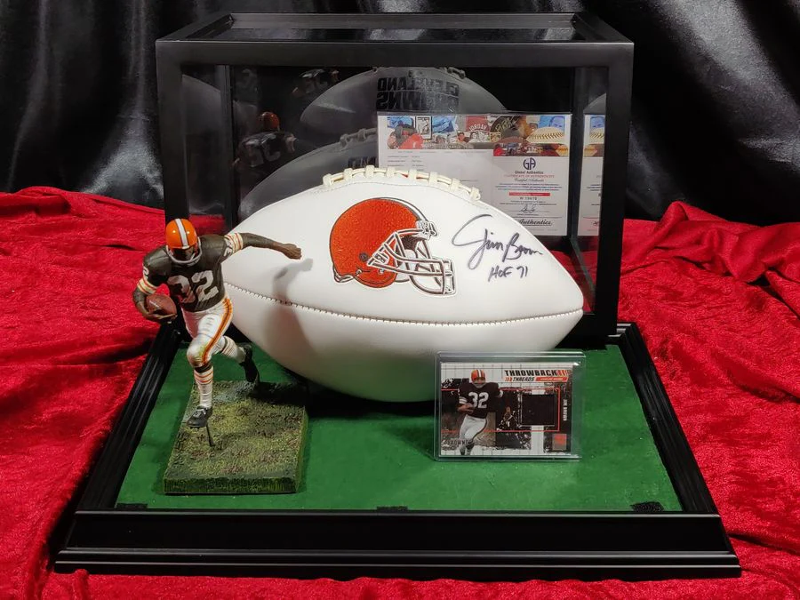 Jim Brown Autographed Football Browns Shadowbox w/ Jersey Card & Figure - Image 2
