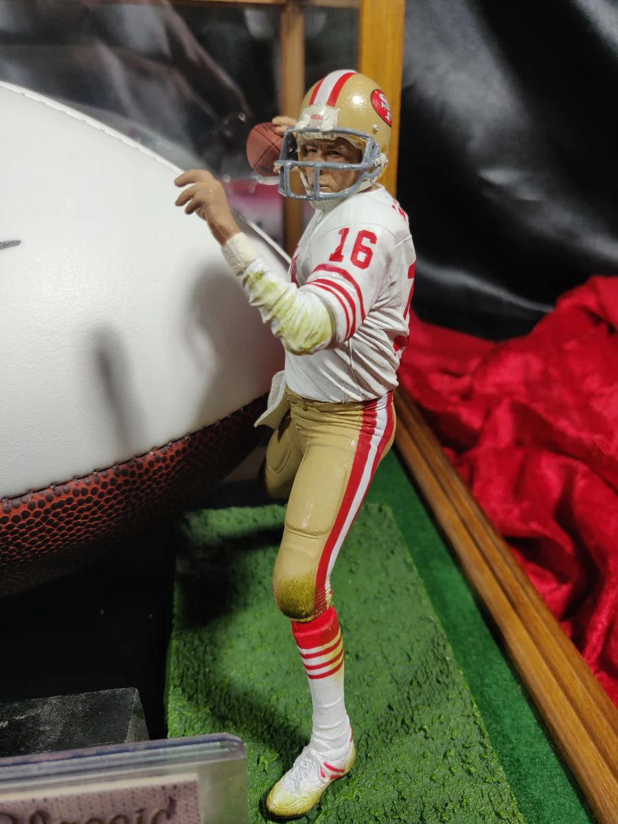Joe Montana Jerry Rice Signed Football Shadowbox 49ers w/ Card & Figures GT Sports - Image 7