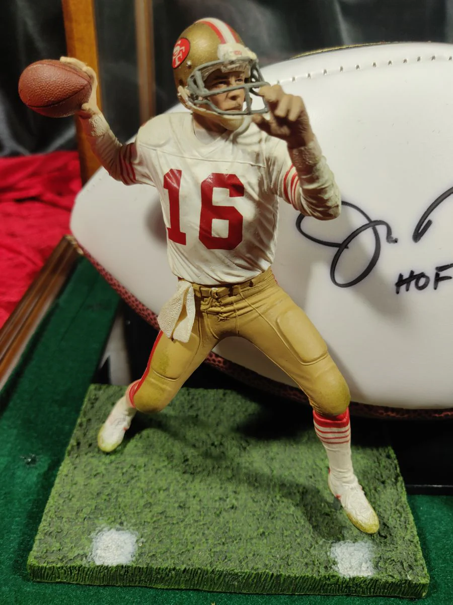 Joe Montana Signed Football Shadowbox 49ers HOF 2000 Ball w/ Card & Figure - Image 7
