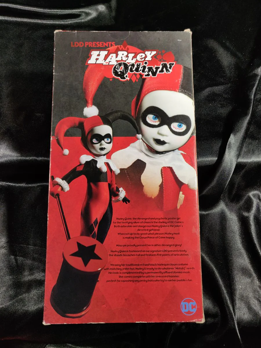 Living Dead Dolls Presents 2017 DC Classic HARLEY QUINN 10" Figure Mezco NIB - Image 5