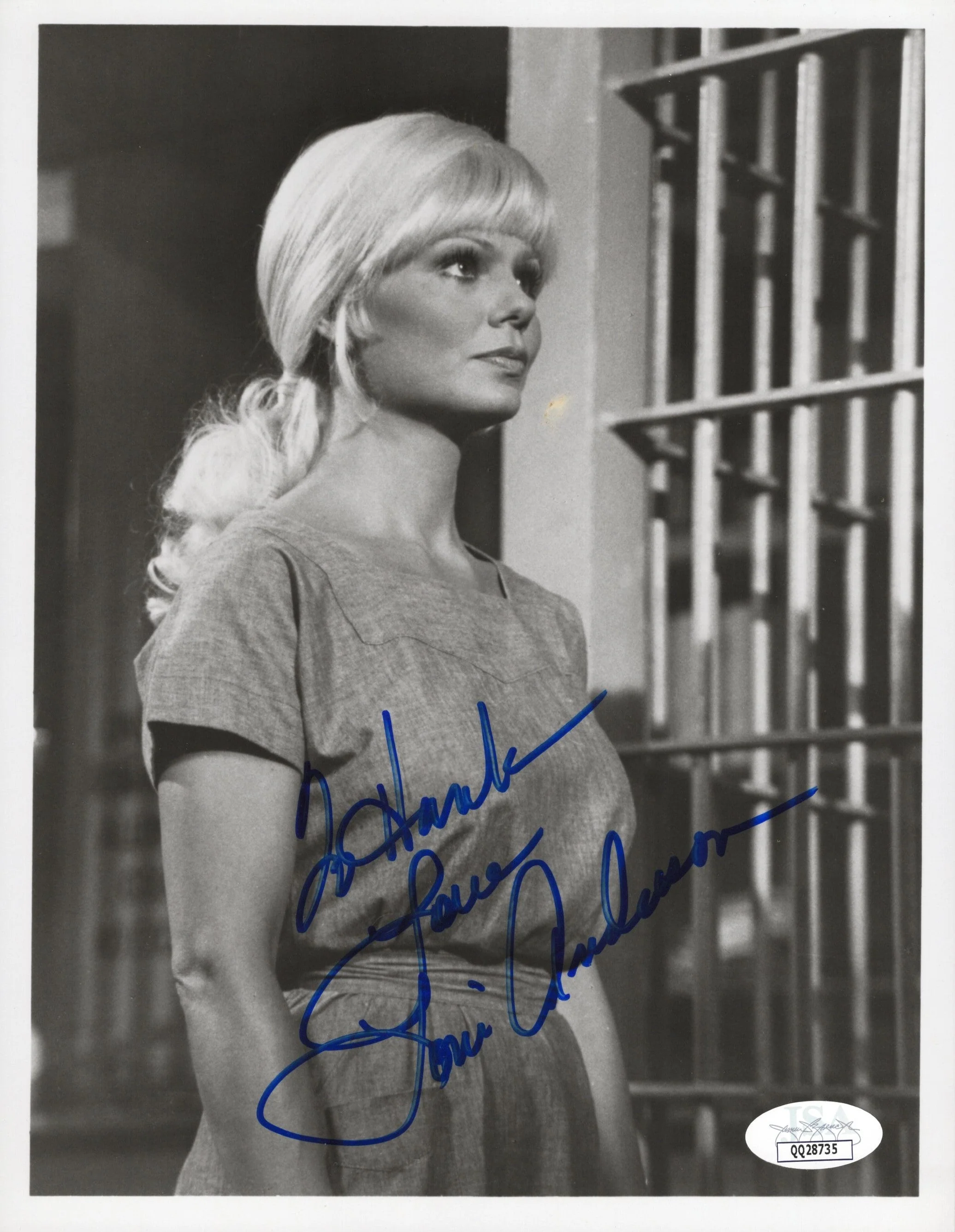 Loni Anderson Signed Photo 8x10 Personalized “To Hank, Love” – JSA Authenticated QQ28735