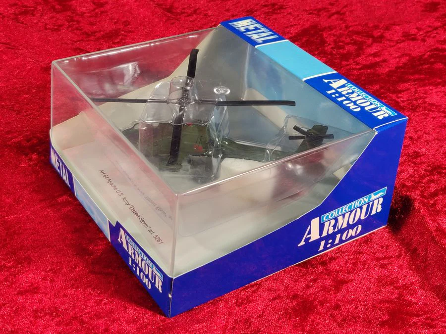 METAL Armour Collection 1:100 Diecast AH 64 Apache US Army Desert Storm 5261 - Image 3