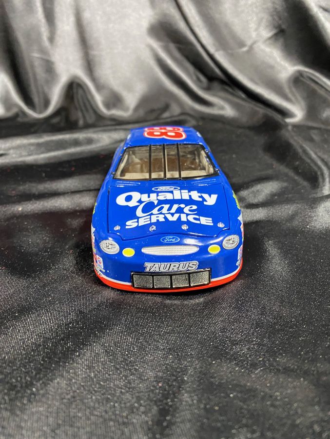 Racing Collectables Action Platinum Series - Dale Jarrett 1998 Ford Taurus 1:24 - Image 7
