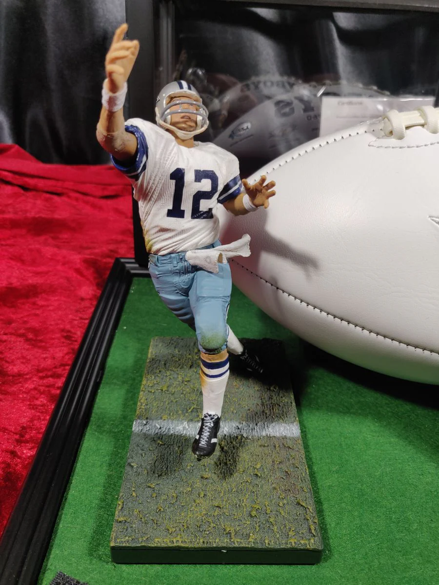 Roger Staubach Dallas Cowboys Autographed Football Shadowbox with Card + Figure - Image 3