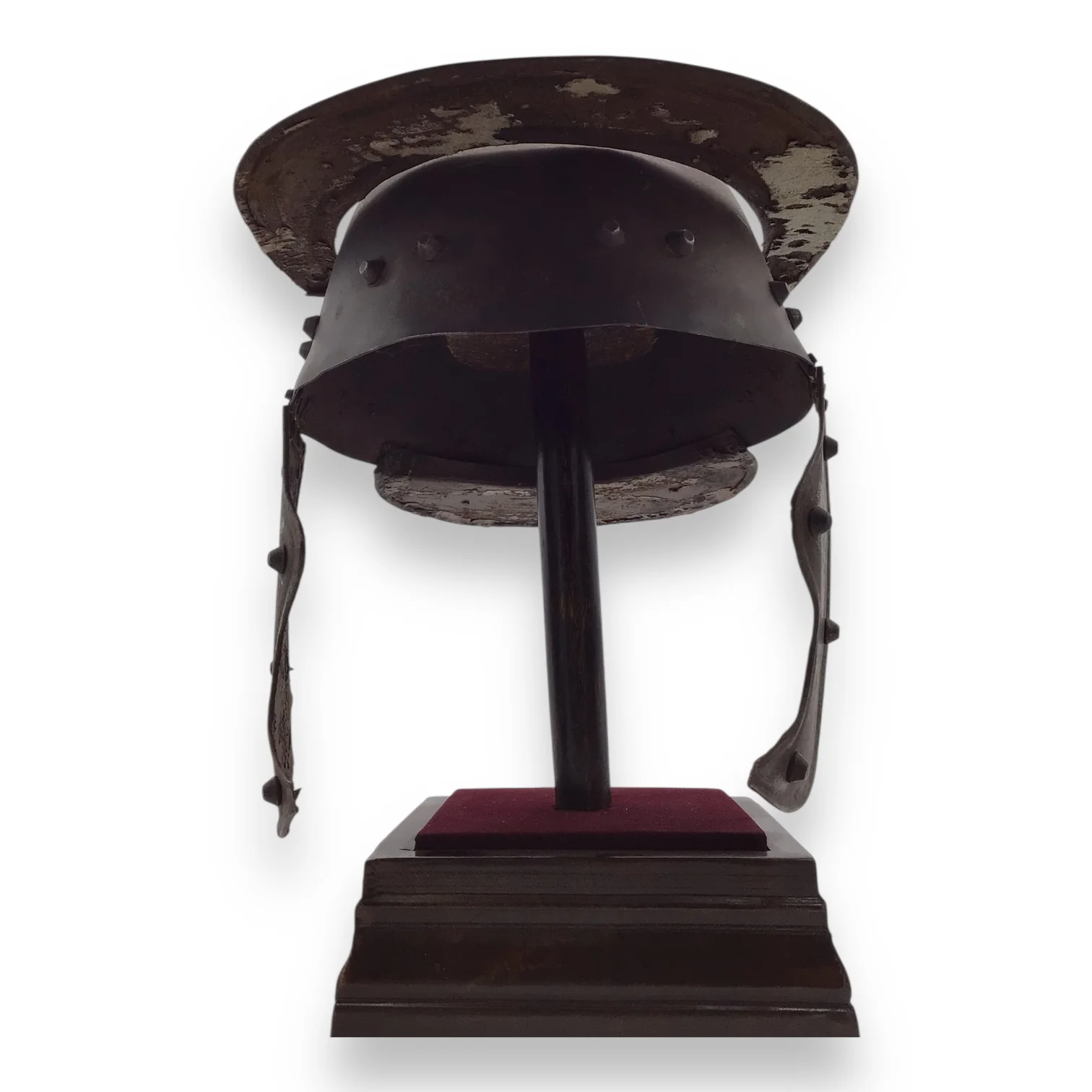 Victorian-Era Roman-Style Warrior Helmet with Cheek Guards – Decorative Armor - Image 9