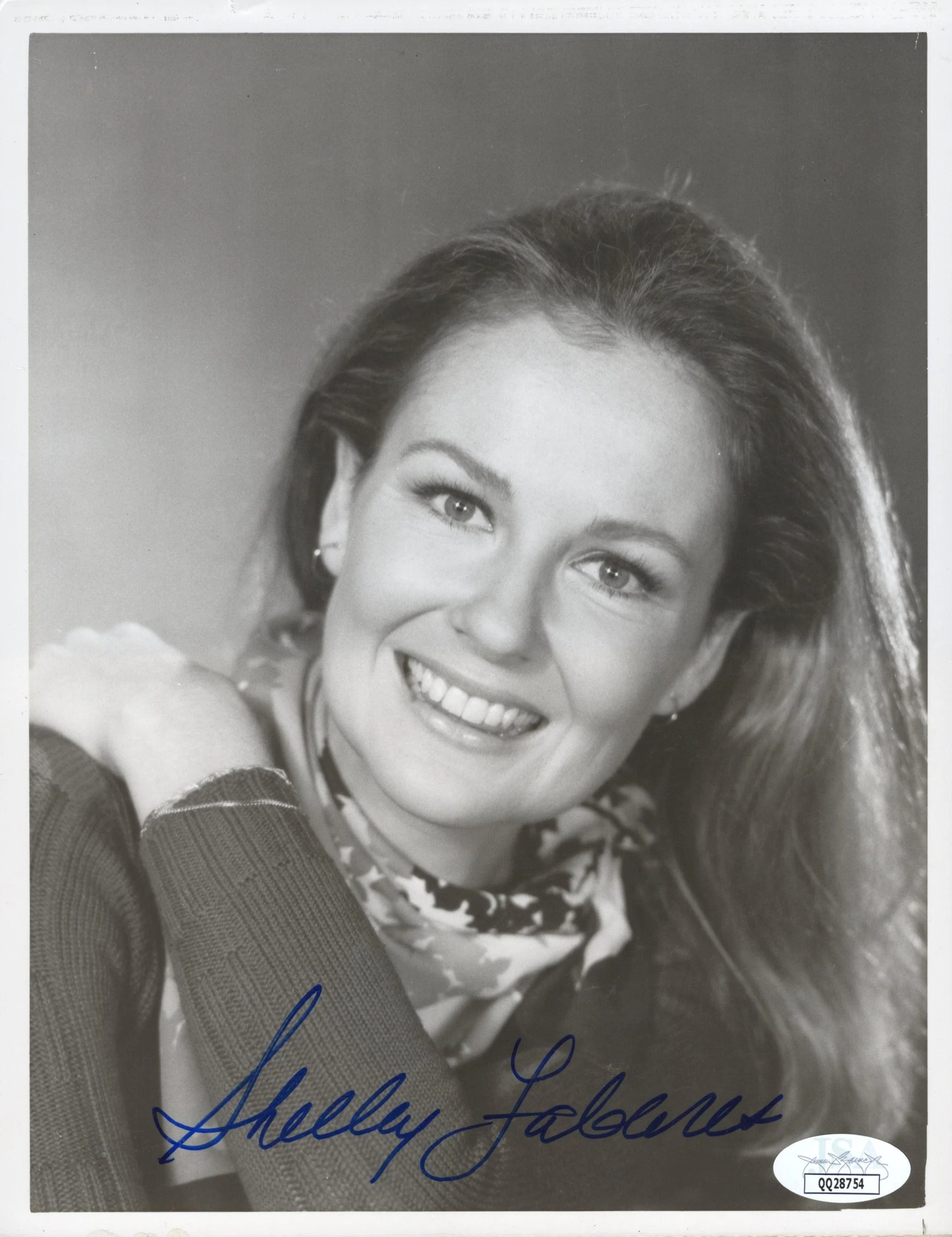 Shelley Fabares Signed B&W Photo 8x10, The Practice Shelley Fabares Autograph, JSA Certified Authentic QQ28754
