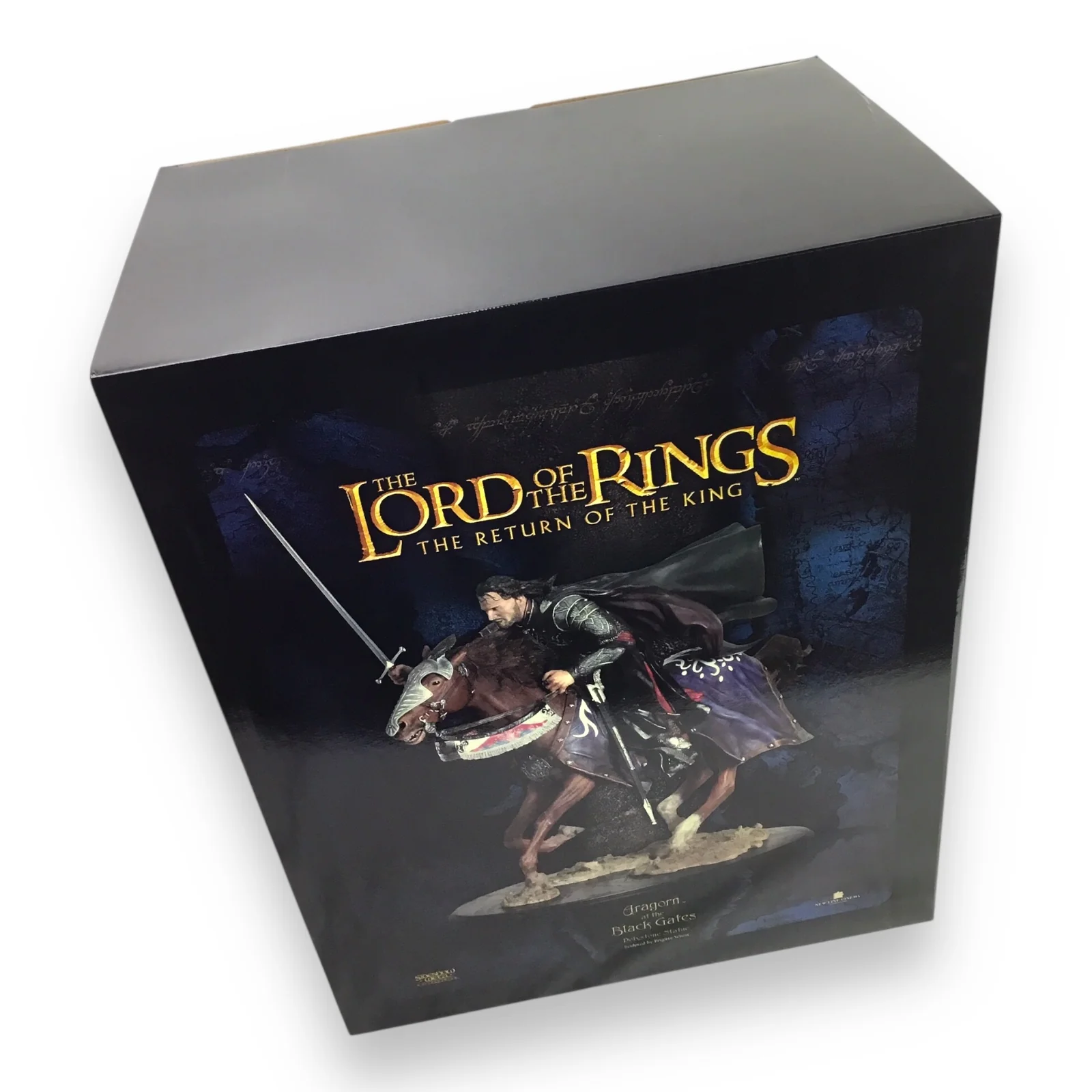 Sideshow WETA Aragorn at the Black Gate Statue – Lord of the Rings Return of the King - Image 2
