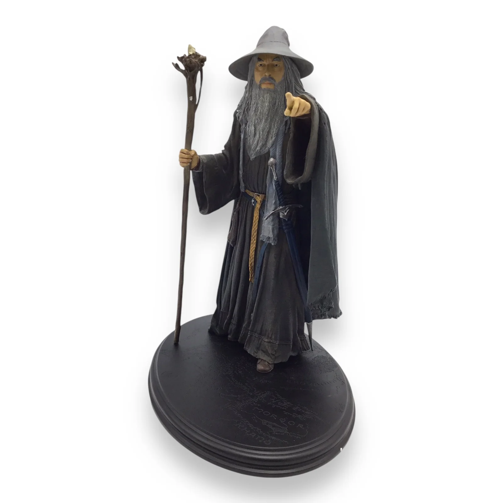 Sideshow WETA Gandalf the Grey Statue – Lord of the Rings Fellowship of the Ring - Image 6