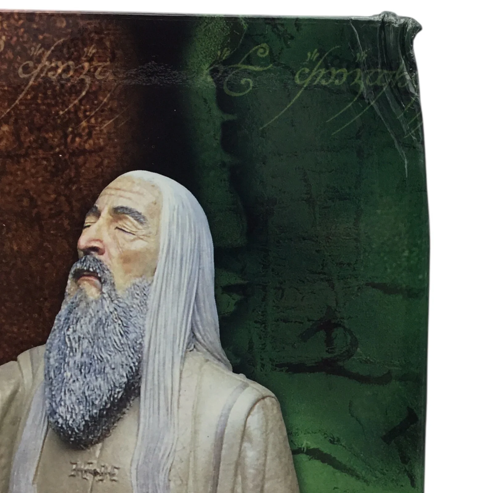Sideshow WETA Saruman the White Statue – Lord of the Rings Fellowship of the Ring - Image 4