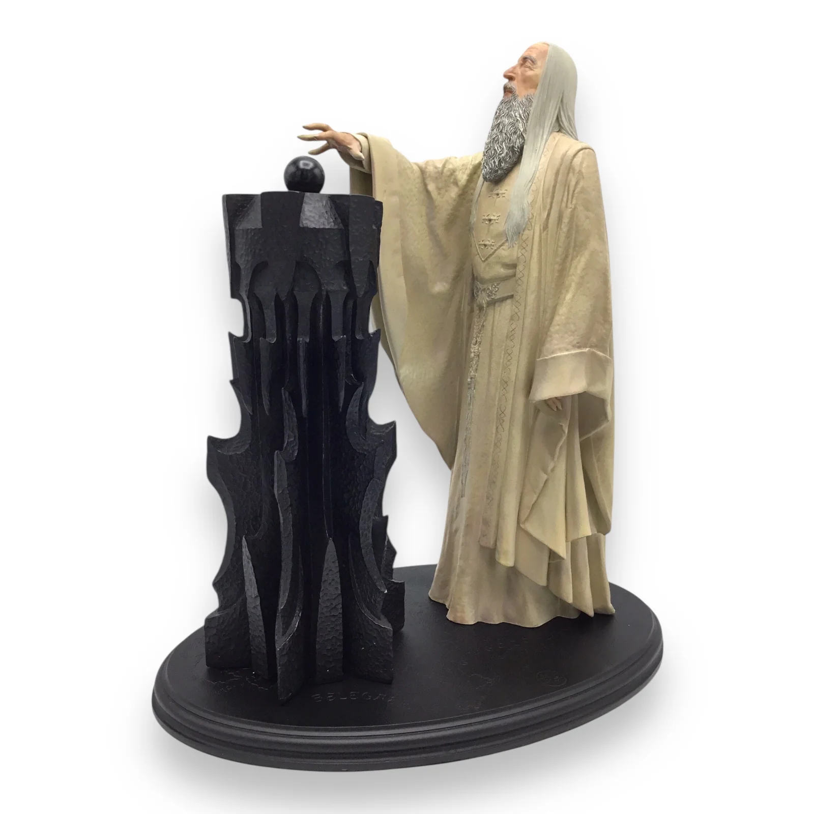 Sideshow WETA Saruman the White Statue – Lord of the Rings Fellowship of the Ring - Image 5