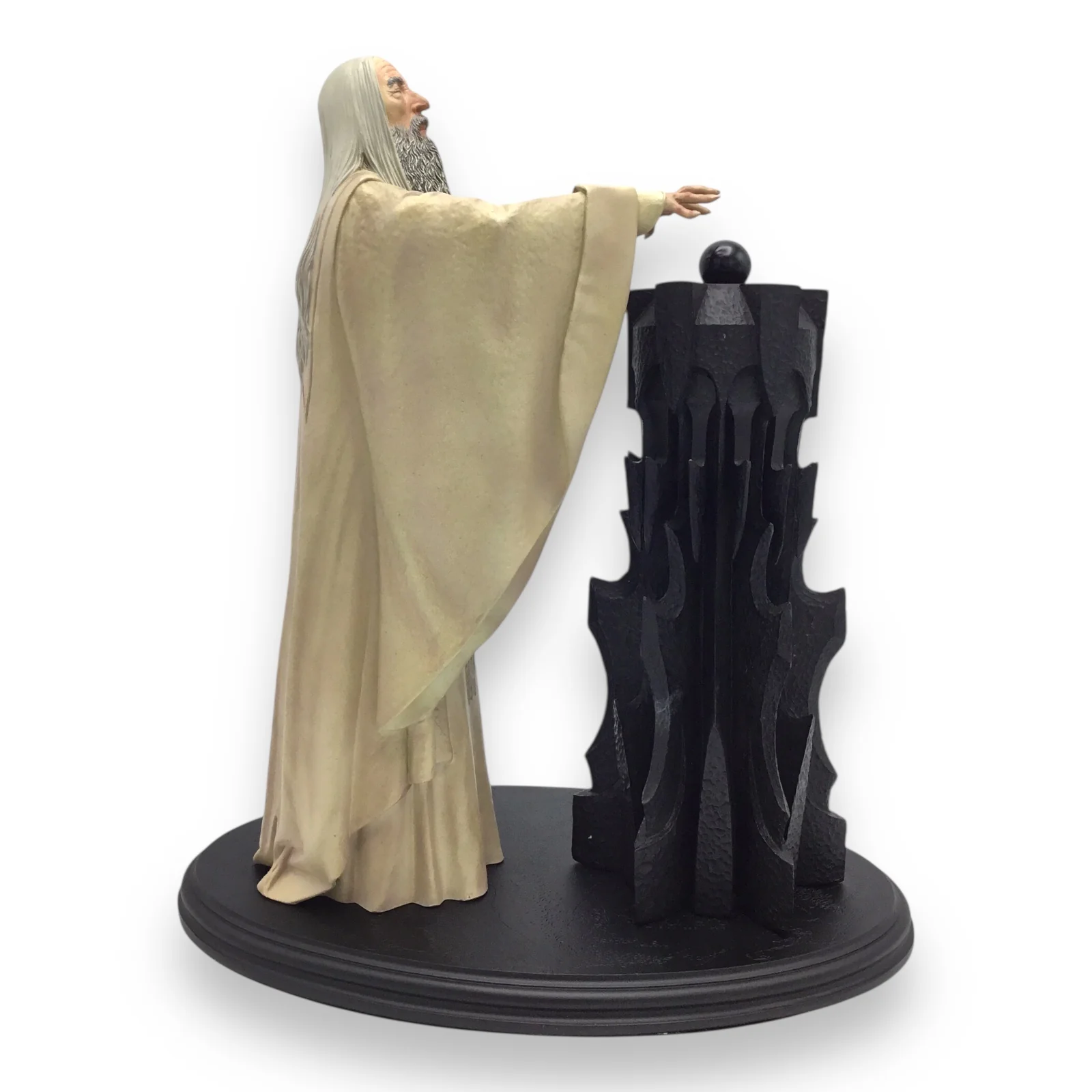 Sideshow WETA Saruman the White Statue – Lord of the Rings Fellowship of the Ring - Image 7