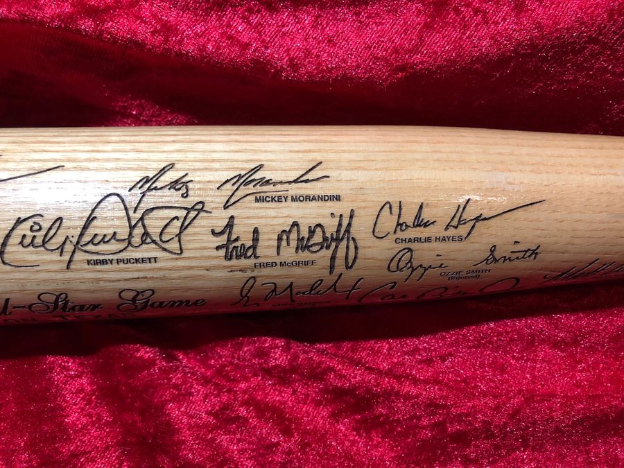 Texas Rangers /200 Limited Edition 1995 All-Star Bat w/ Laser Etched Autos - Image 4