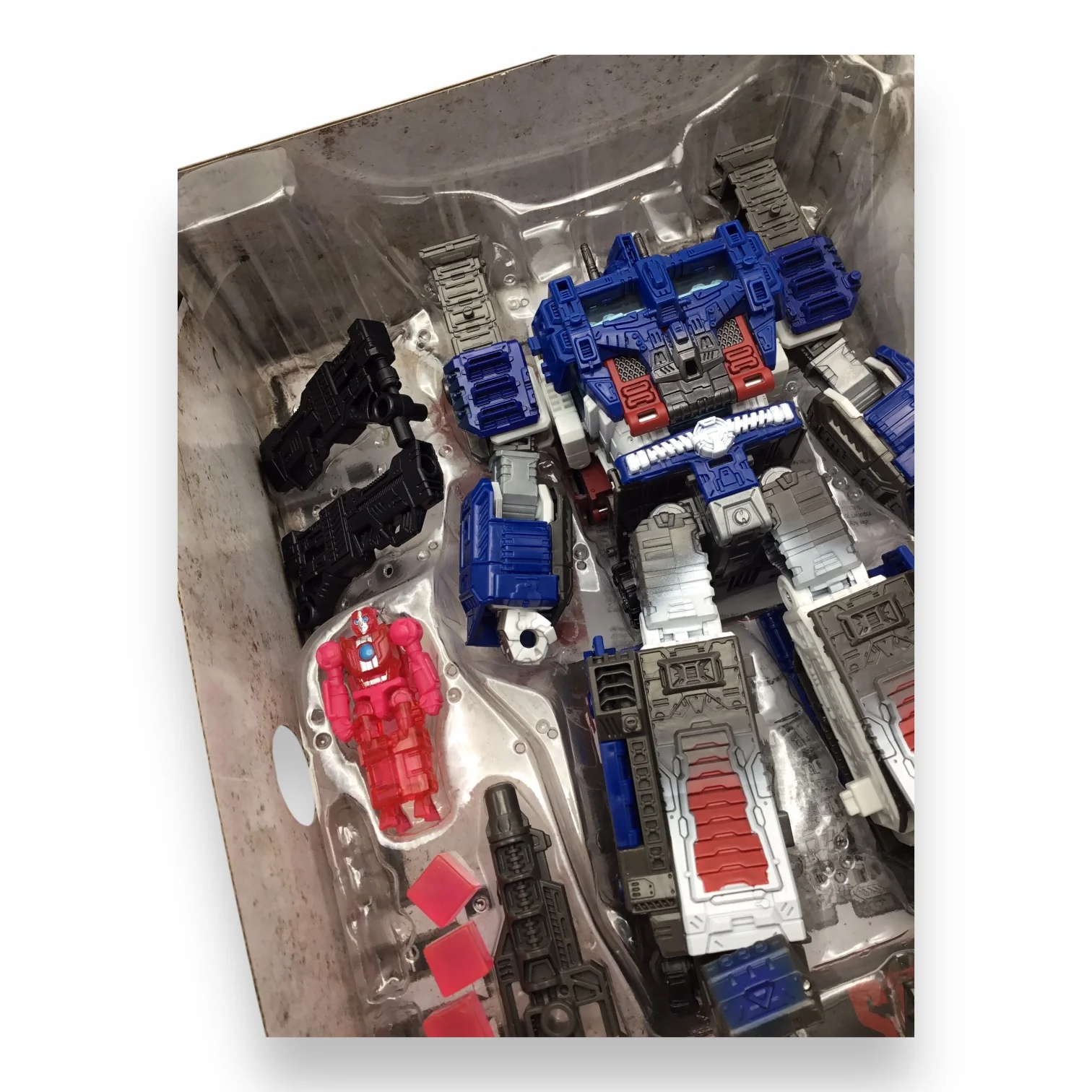Transformer War for Cybertron Ultra Magnus Spoiler Pack - Image 9