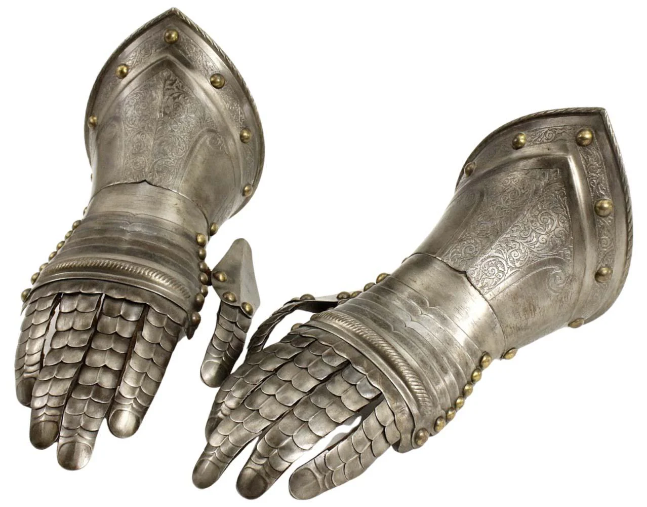 Victorian Knight’s Armor Gauntlets – 16th–17th C. Style w/ Etched Detail - Image 4