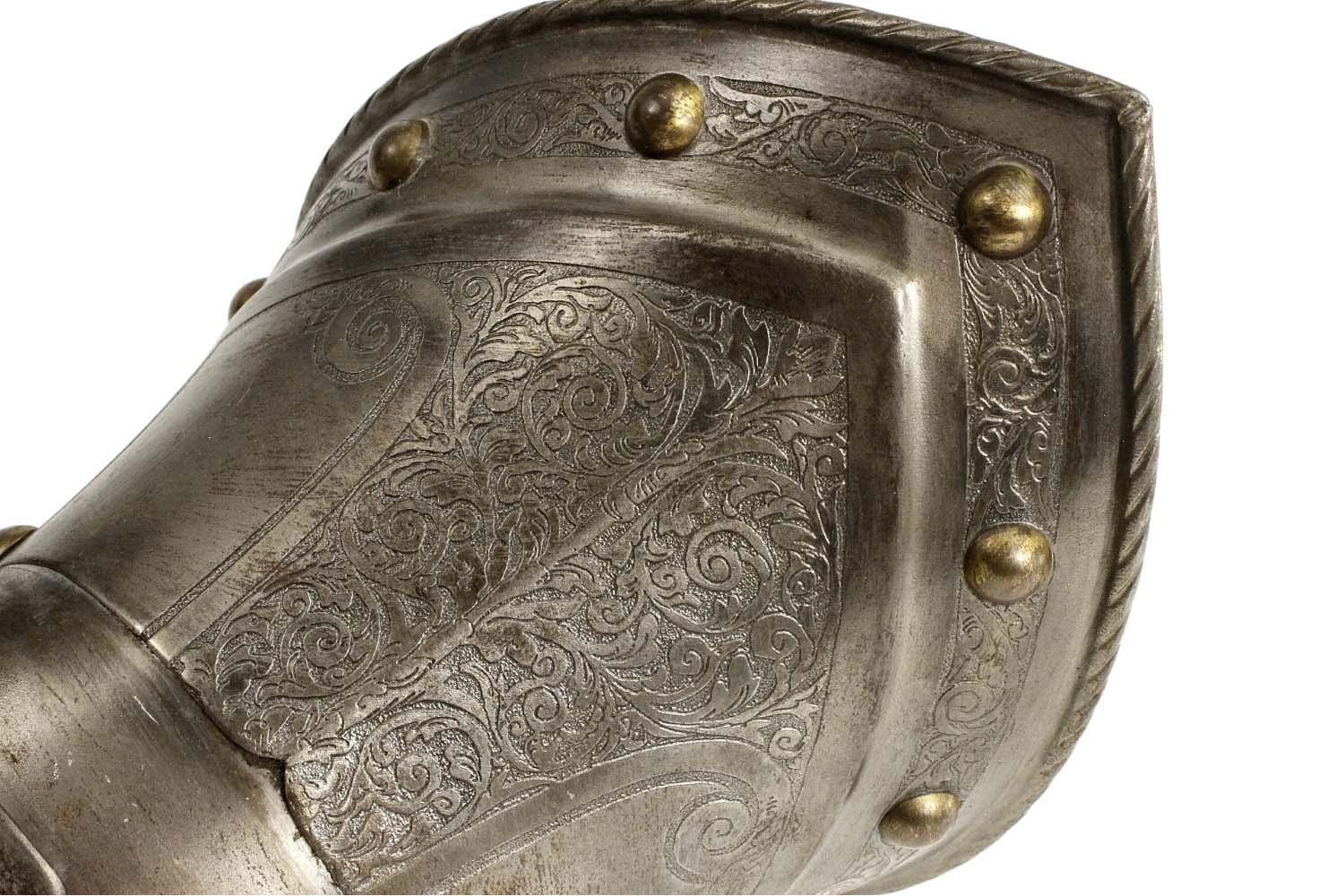 Victorian Knight’s Armor Gauntlets – 16th–17th C. Style w/ Etched Detail - Image 5
