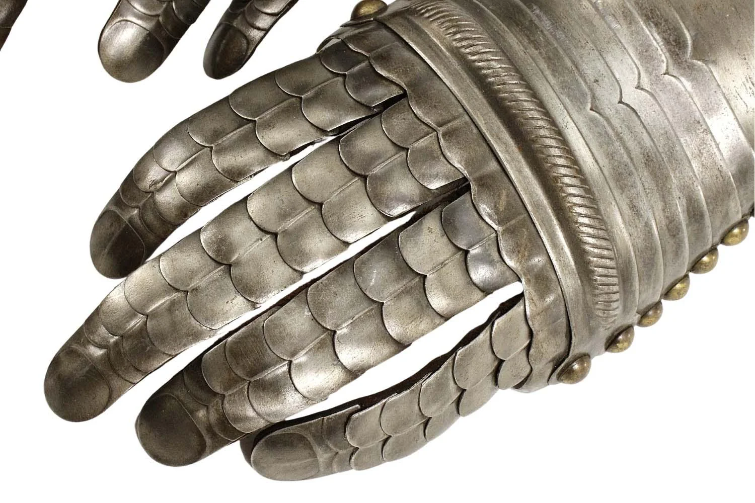Victorian Knight’s Armor Gauntlets – 16th–17th C. Style w/ Etched Detail - Image 7