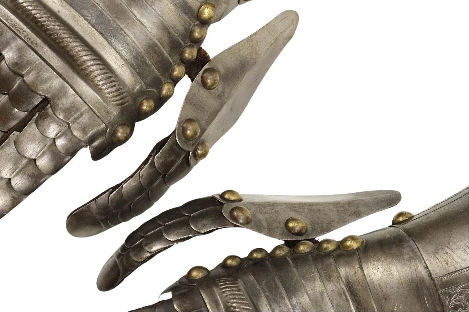 Victorian Knight’s Armor Gauntlets – 16th–17th C. Style w/ Etched Detail - Image 9