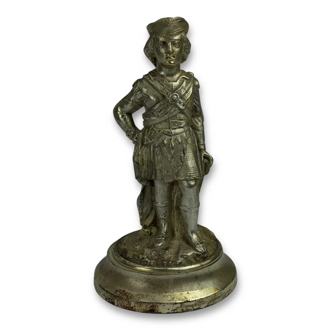 Vintage Metal Figurine of Bonnie Prince Charlie - Scottish Icon - Image 5