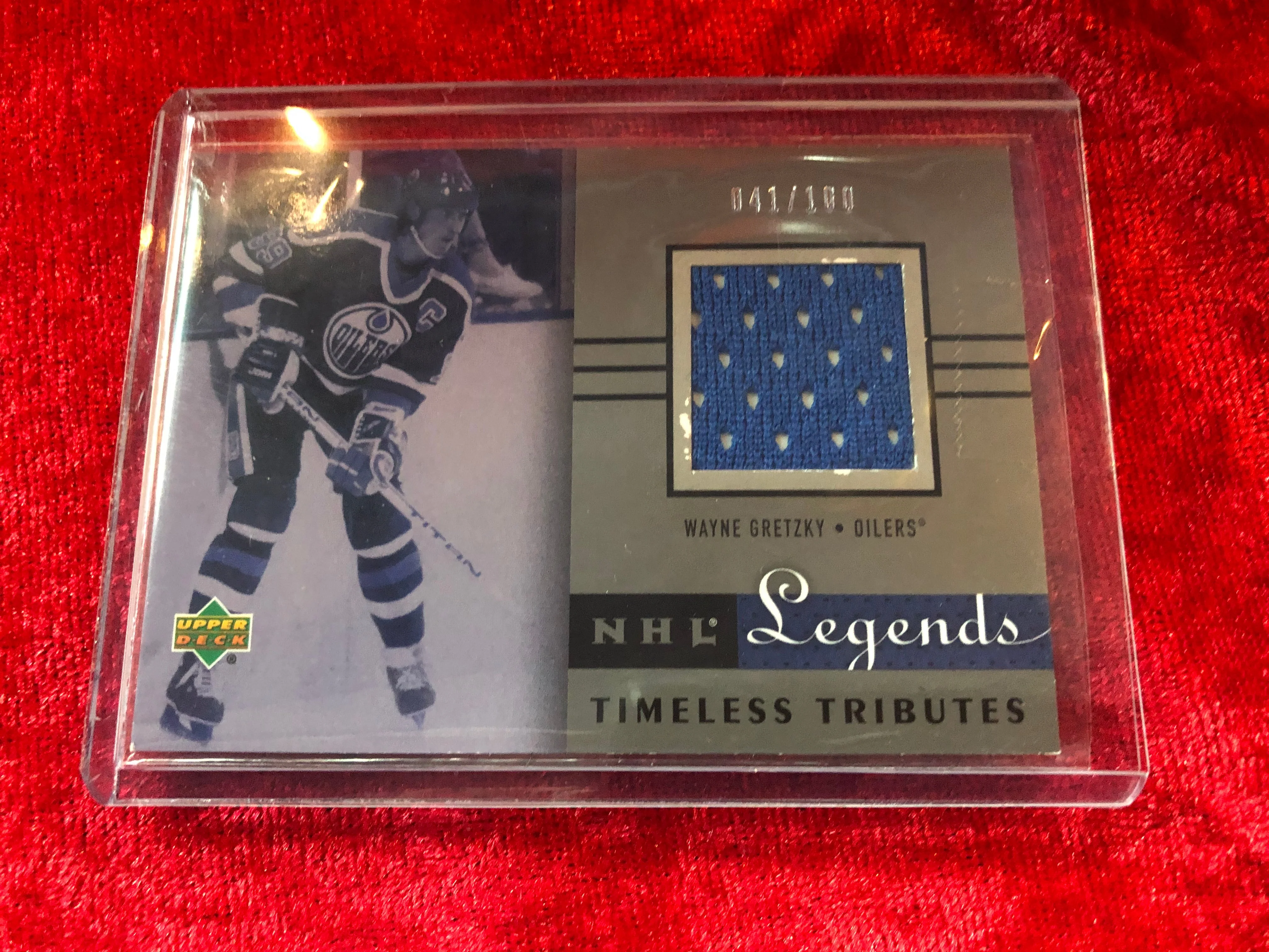 Wayne Gretzky Rangers Certified Authentic Autographed Hockey Puck Shadowbox - Image 5