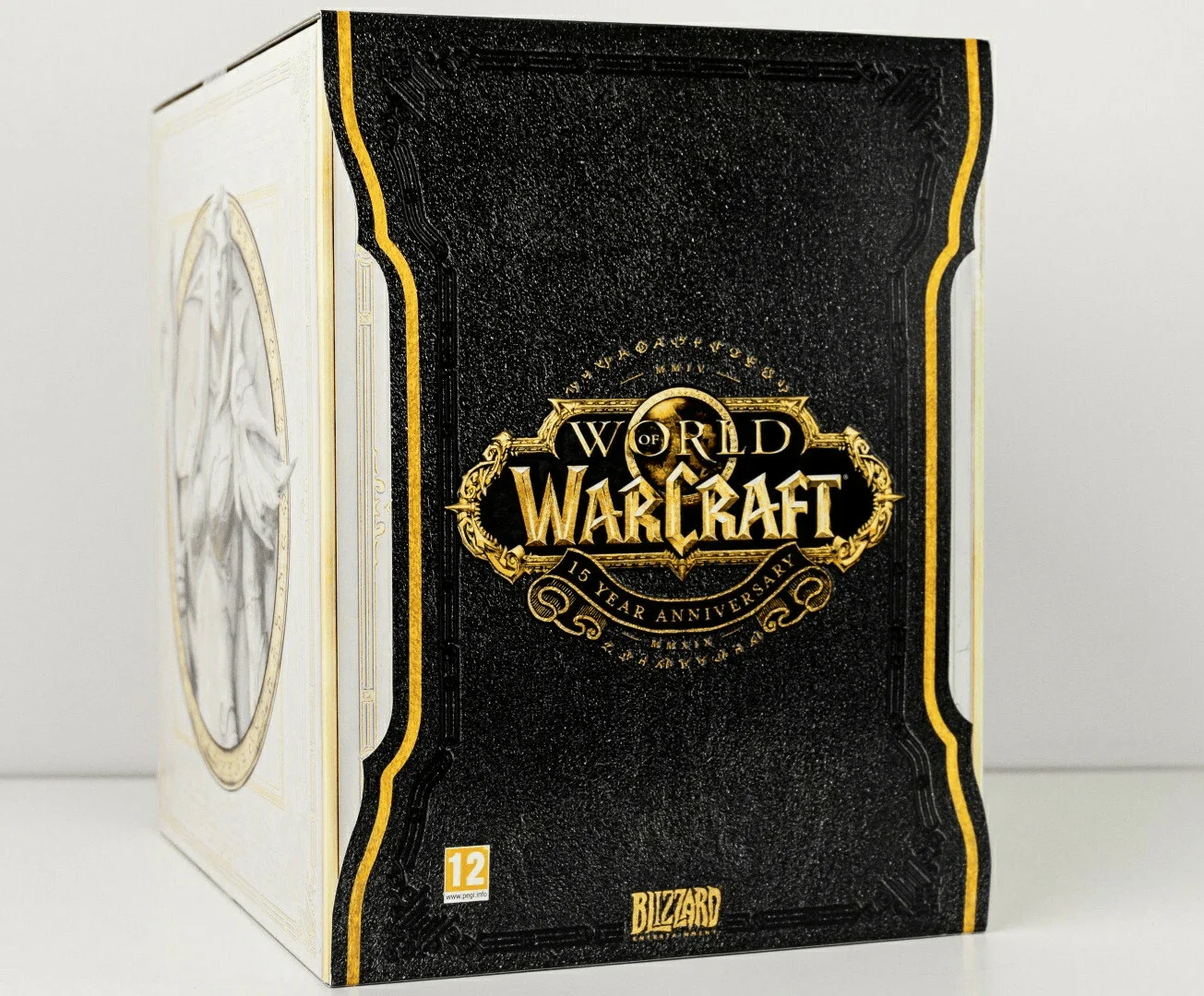 World of Warcraft 15th Anniversary Collectors Edition Ragnaros Statue (New in Box, not sealed_